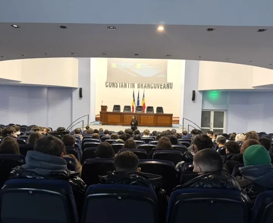 Antreprenoriatul prinde viață la UCB Pitești galerie